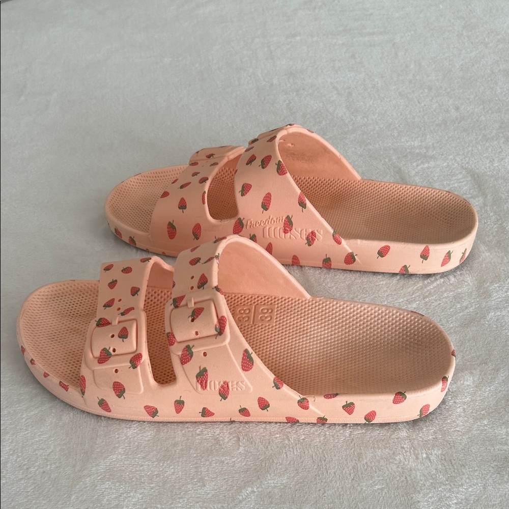 Freedom Moses Strawberry Print Slides